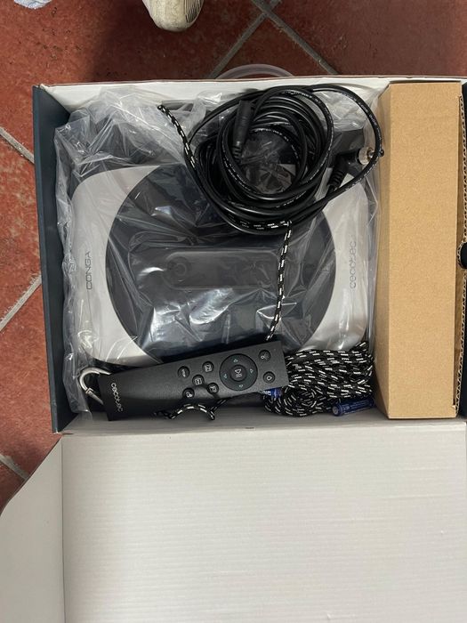 Robot lava vidros com depósito