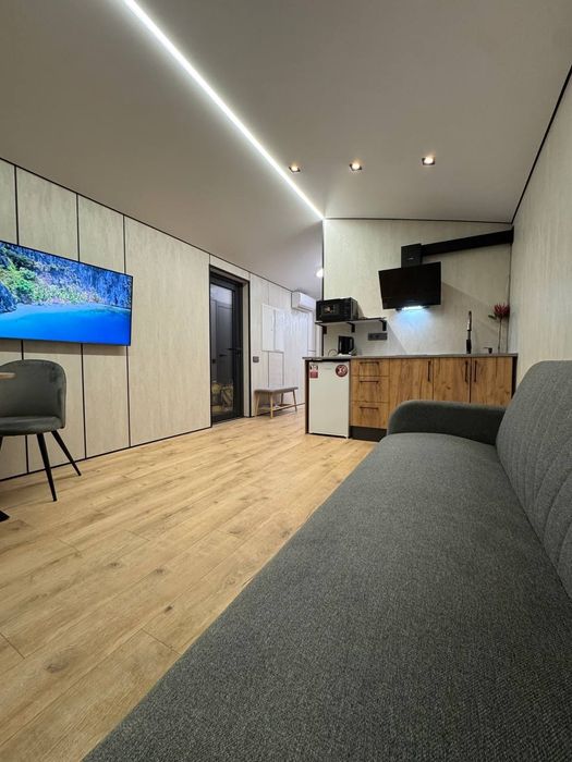 Чан з Джакузі! Оренда Будинку Подобово! Новий, сучасний