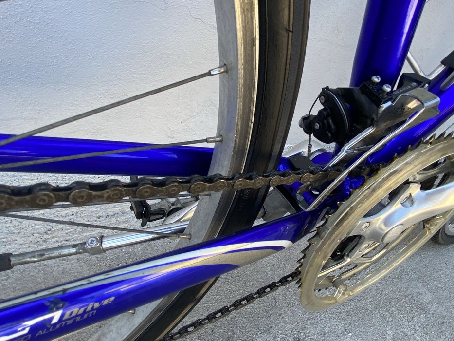 Bicicleta Híbrida Specialized Expedition Sport (Como Nova) – Conforto Premium