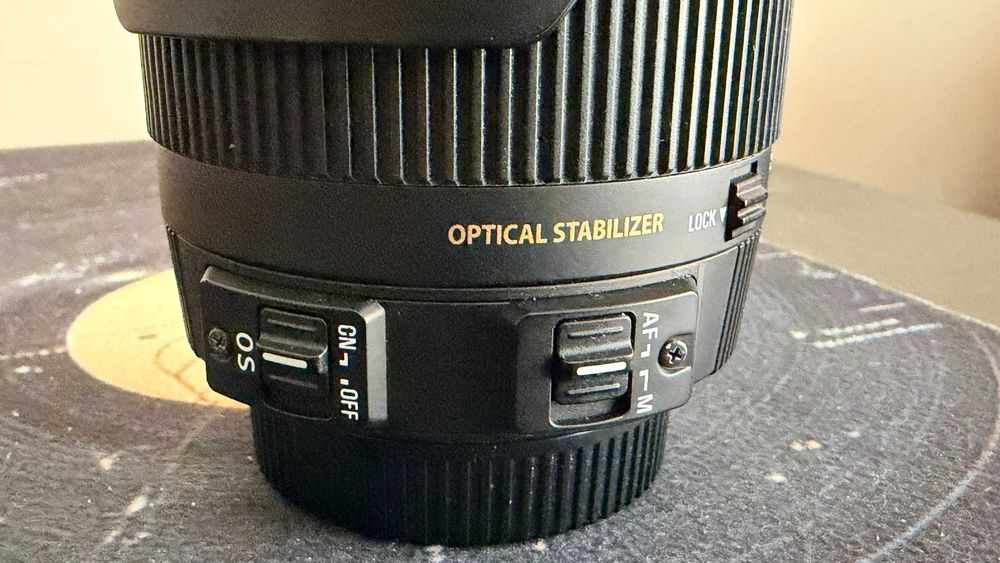 Objetiva Sigma 18-200 mm f/3.5-6.3 DC OS HSM II para Nikon