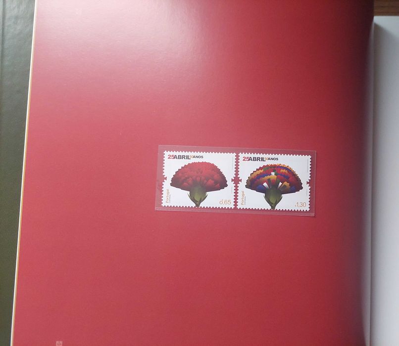 25 ABRIL - 50 anos democracia - livro CTT - 2024