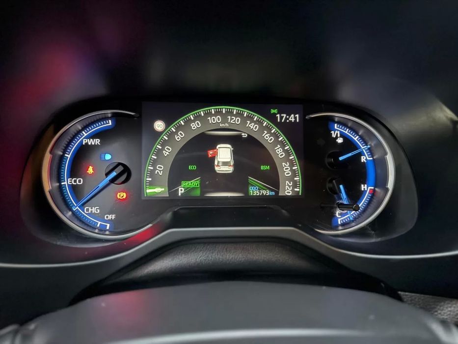 Toyota RAV4 2.5 HDF Exclusive