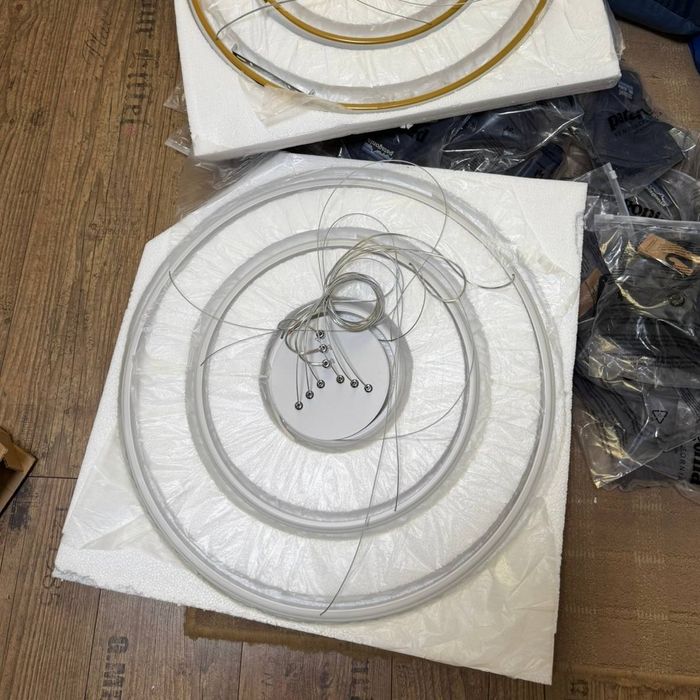 LED-люстра підвісна з трьома кільцями стельова світлодіодна на 60 Вт