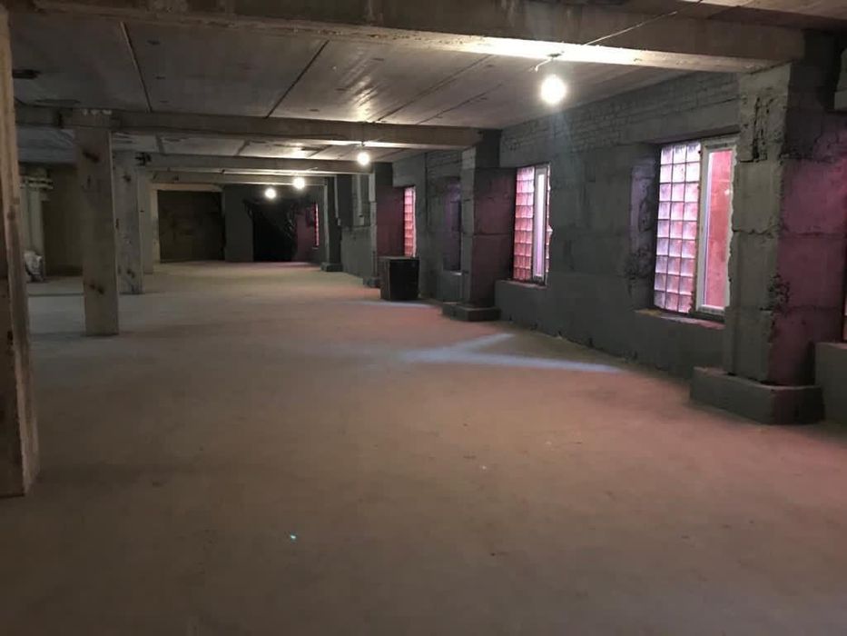 Продаю нежитлове приміщення 750м2. Бровары