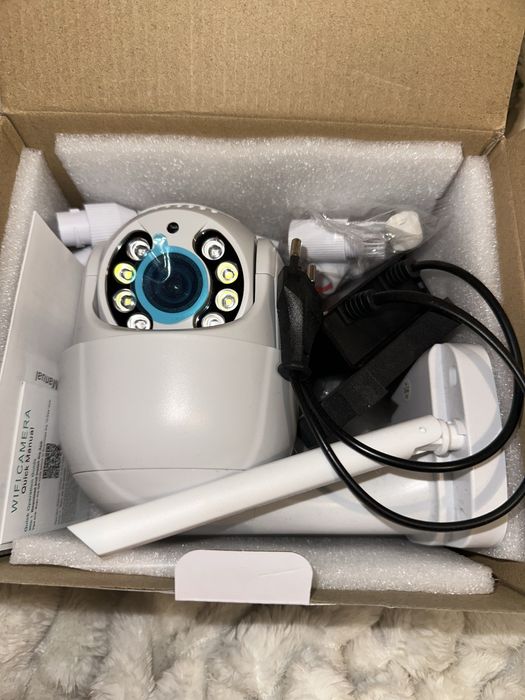 Вулична камера (Outdoor PTZ WiFi Camera)