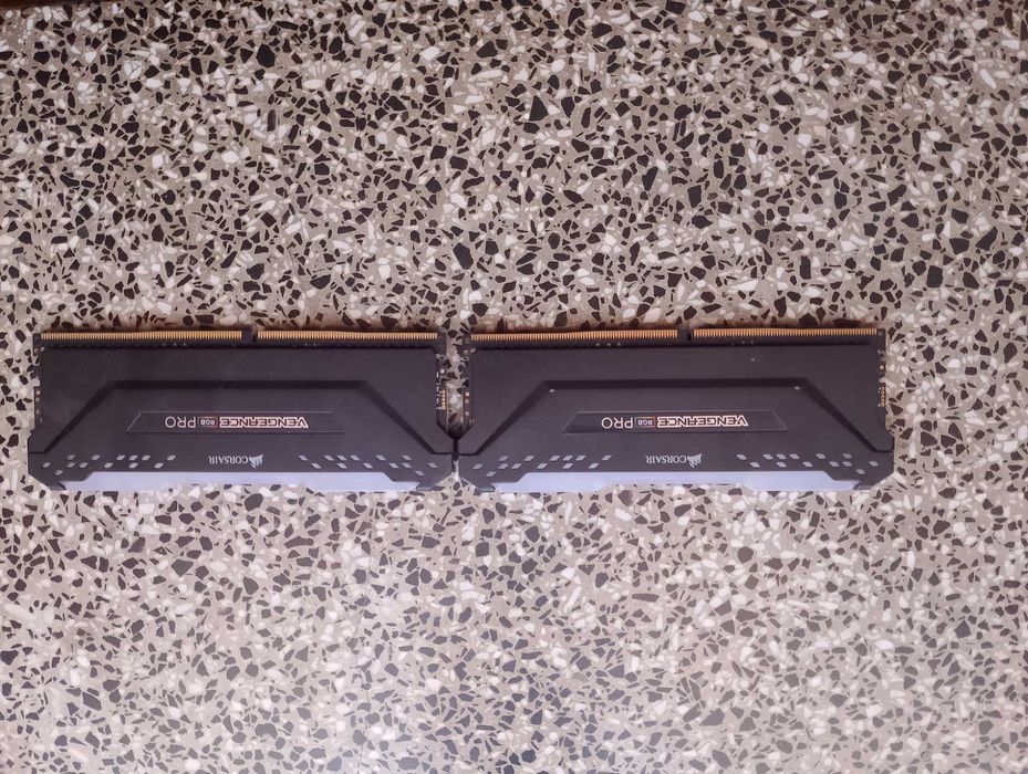 Vengeance RGB pro
