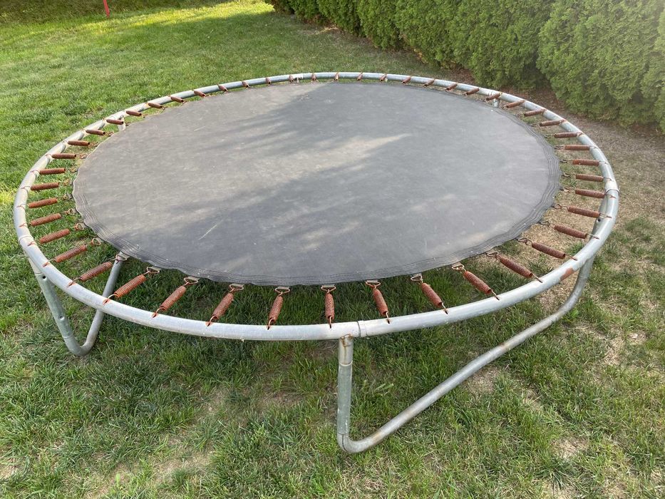 Trampolina 3 m bez zabezpieczeń