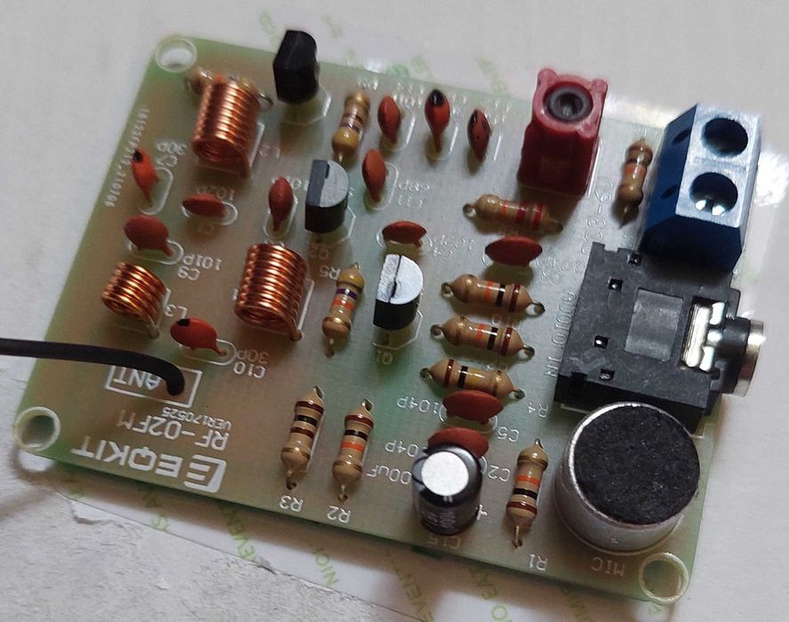 Плата радіо передавач з роз’ємом AUX 3-6V ФМ радио микрофон прослушка