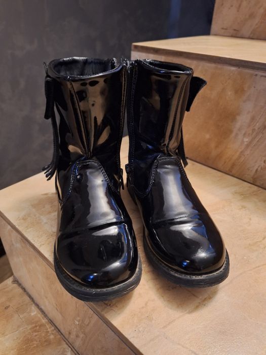 Kozaki lakierkowe rozm 29