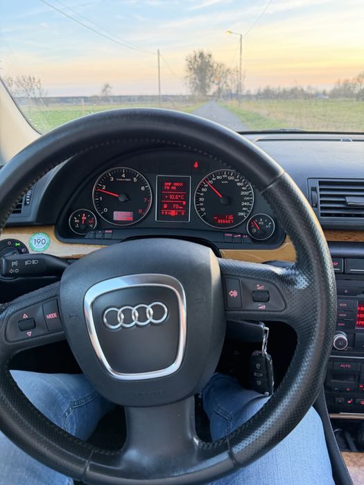 Audi A4B7 kombi  2.0 quattro automat