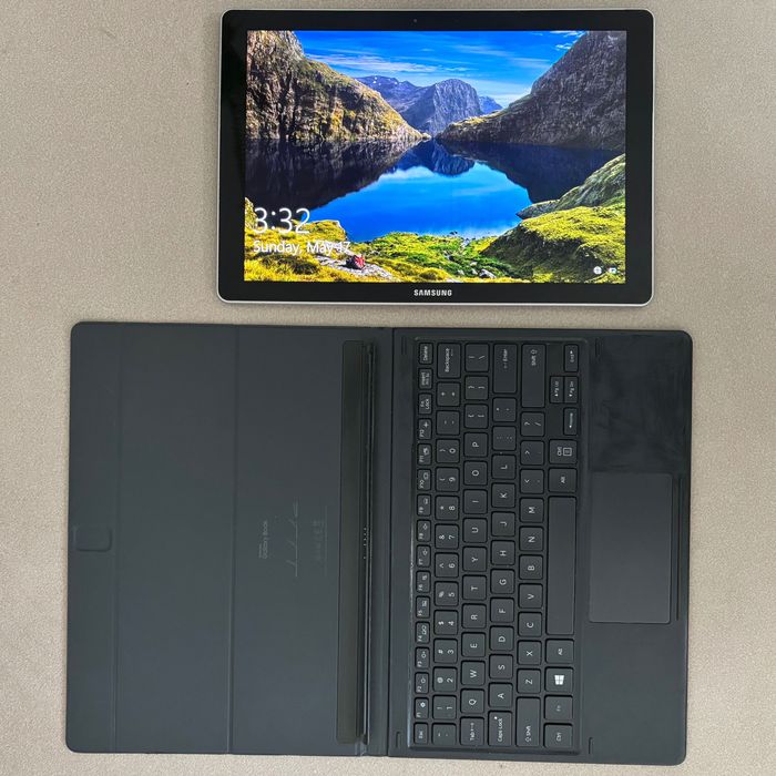 Samsung Galaxy Book 12 LTE Windows nano Sim