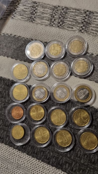 Várias moedas monaco, vaticano,sao marino,malta