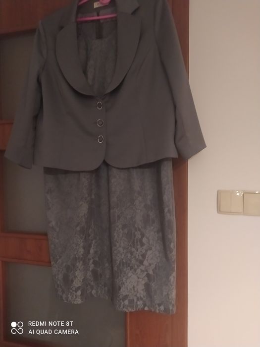 Sukienka i żakiet w rozmiarze 50