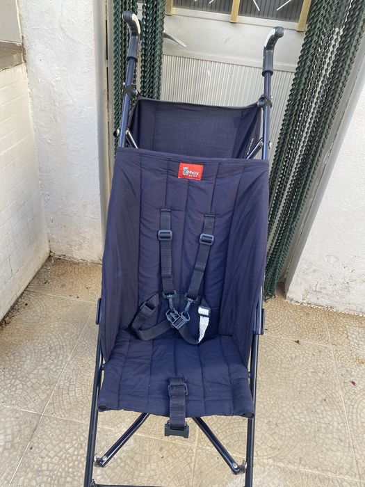 Carrinho de bebé passeio