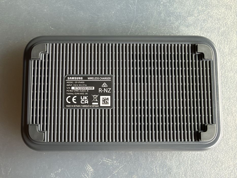 Samsung wireless charger 2 bases