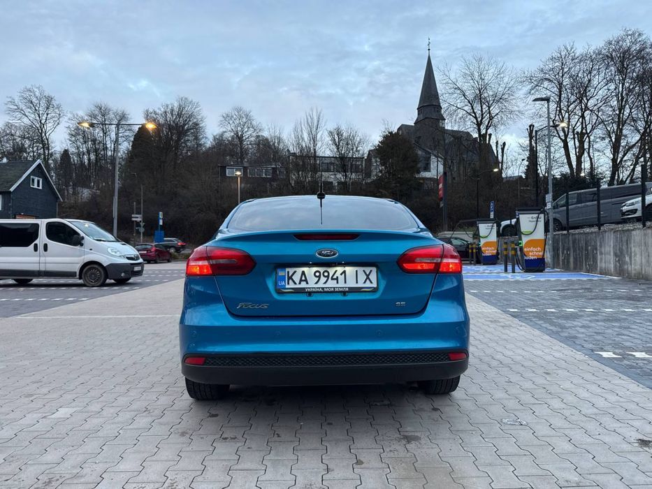 Ford Focus 2016 2.0 бензин