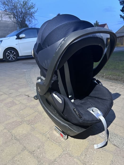 Cybex Cloud Q fotelik samochodowy dzieciecy +baza isofix