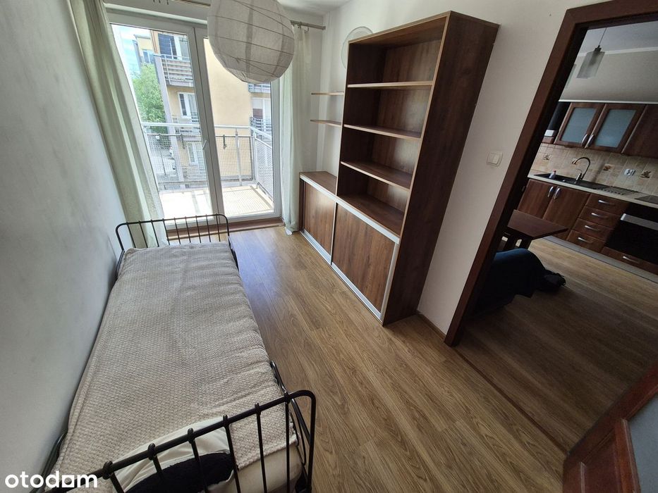 Wynajmę mieszkanie 3 pokojowe plus salon z kuchnią przy AL. M. Kromera - View 6