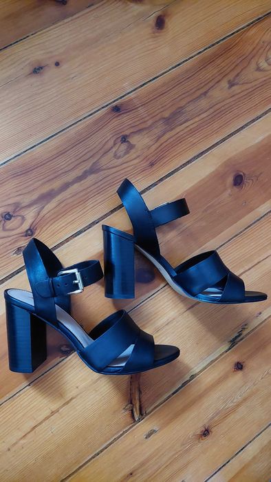 Sandały ALDO skóra naturalna rozm. 38