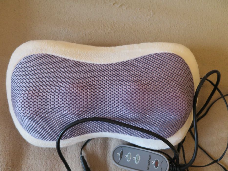 Masażer (poduszka) do karku