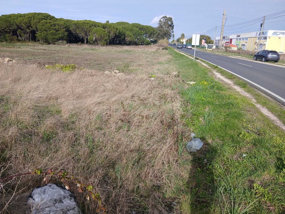 Terreno Industrial – 14.000 m² – Terrugem, Sintra