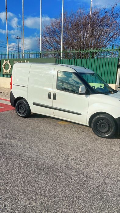 Fiat Doblò 2012 • 1.3 Multijet • 2 Lugares • Pronta a Trabalhar!