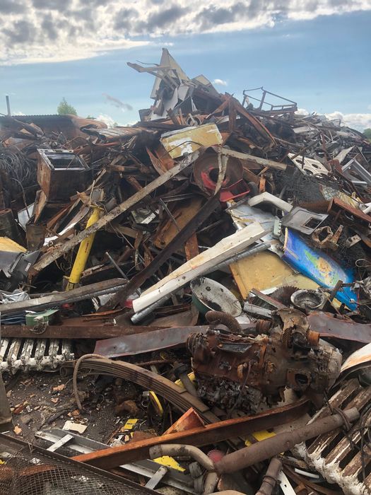 Покупаем металлолом,металобрухт чорний та кольоовЦена 5000грн за тонну