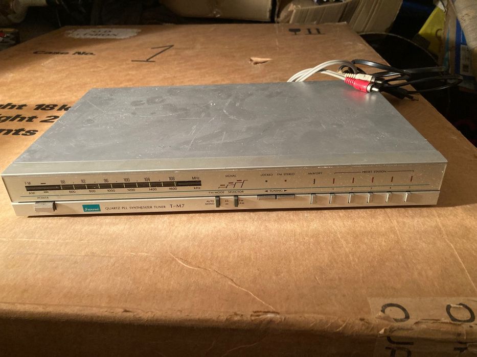 Tuner sansui digital