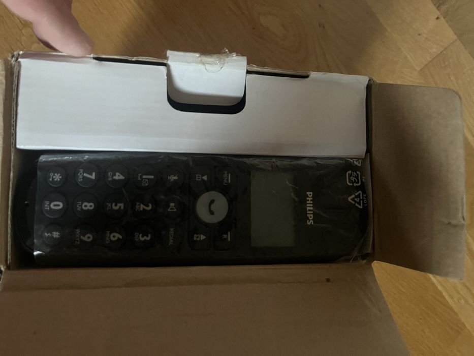 Telefon stacjonarny marki Philips