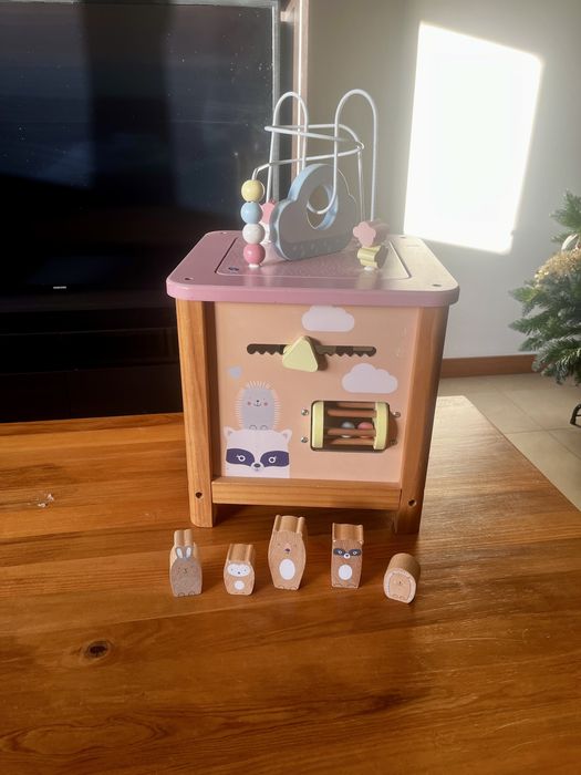 Cubo de atividades grande para bebé
