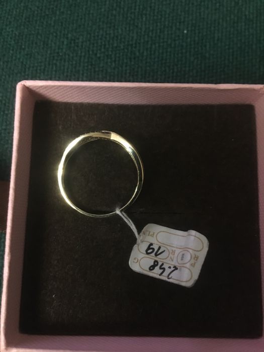 Nowy złoty pietscionek próba 585 rozmiar 19