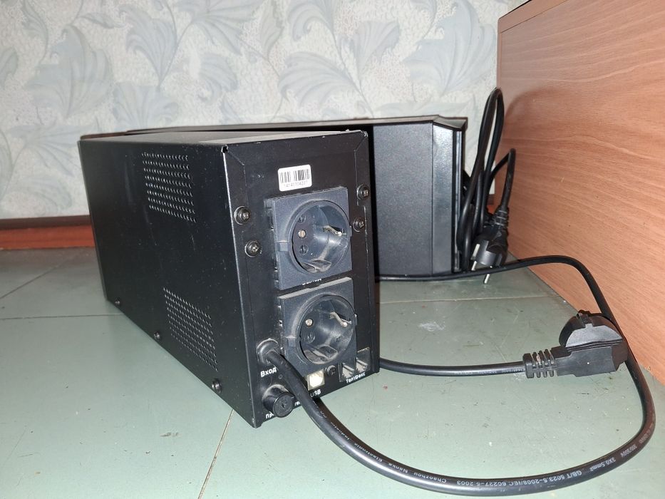 ДБЖ APC Smt-750i та Logic Power 650ВА, обмін