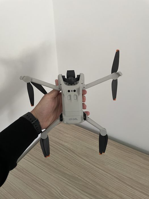 Dji Mini 3 + Comando RC