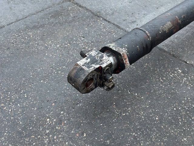 siłownik hydrauliczny do dźwigu liebherr