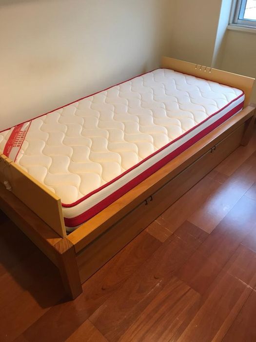 Quarto Completo (Madeira de Pinho)