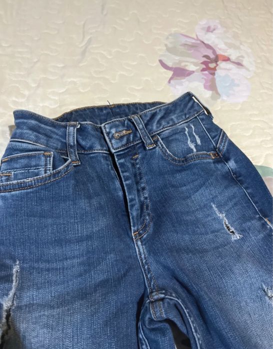 Duas Calças da Tiffosi para mulher