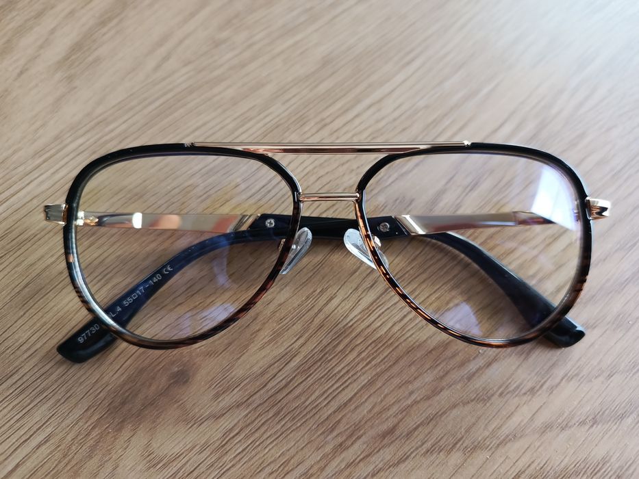 Nowe oprawki premium