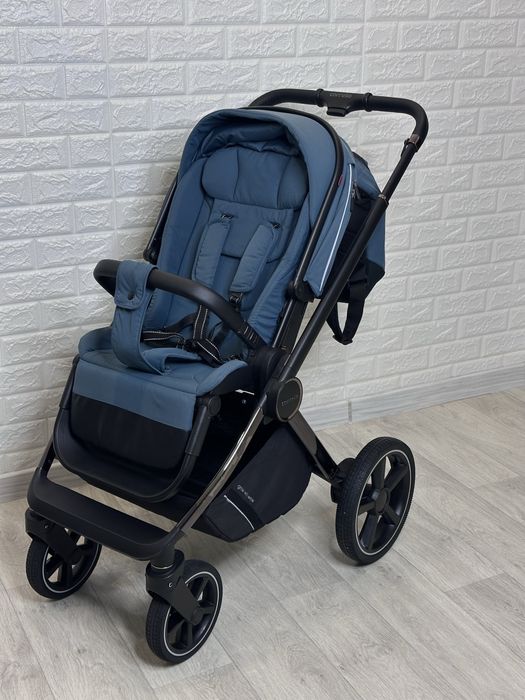 Універсальна коляска 2в1 CARRELLO Ultimo 2023