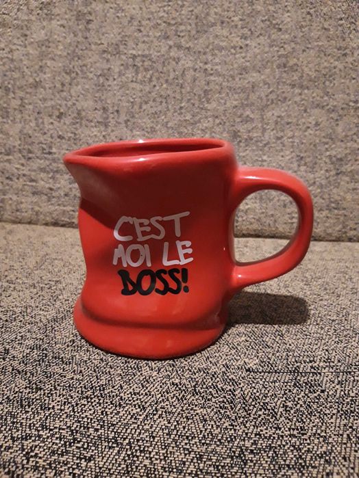 Caneca "C'est moi le BOSS" - Artigo NOVO.