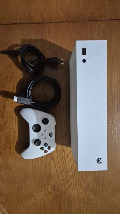 Comsola Xbox Series S
Adquira em dezembro 2023.
Foi pouc