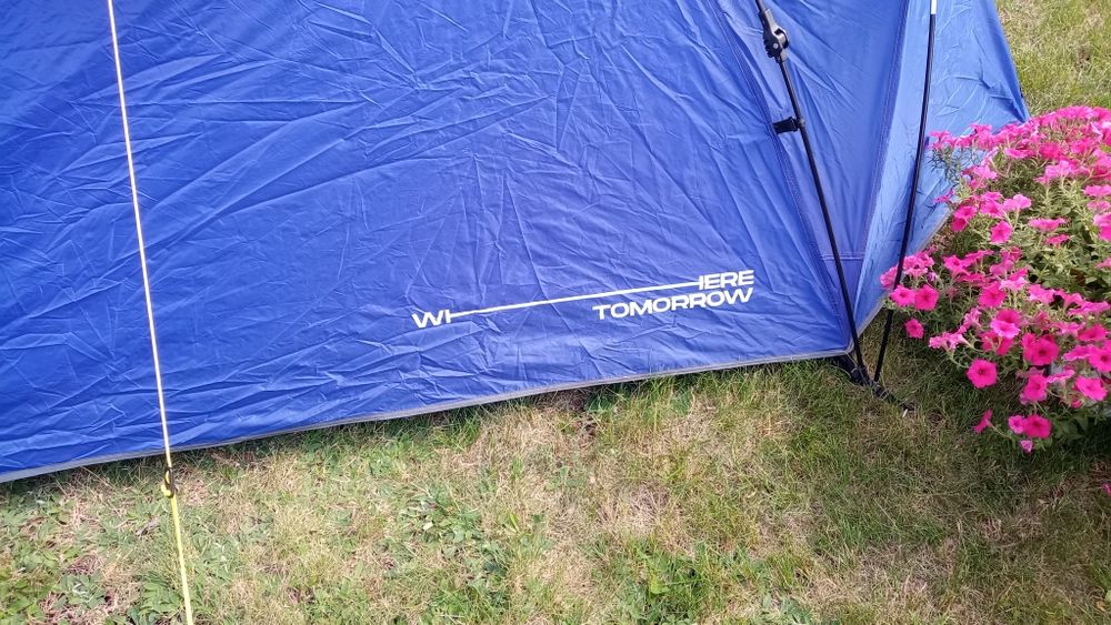 Namiot trzyosobowy samo rozkładający