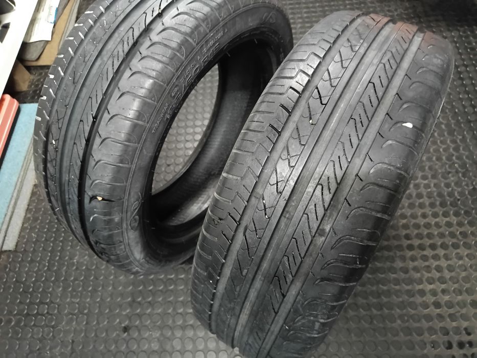 Pneus 185/60/15 GT Radial