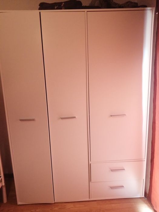 Guarda-fatos Como Novo