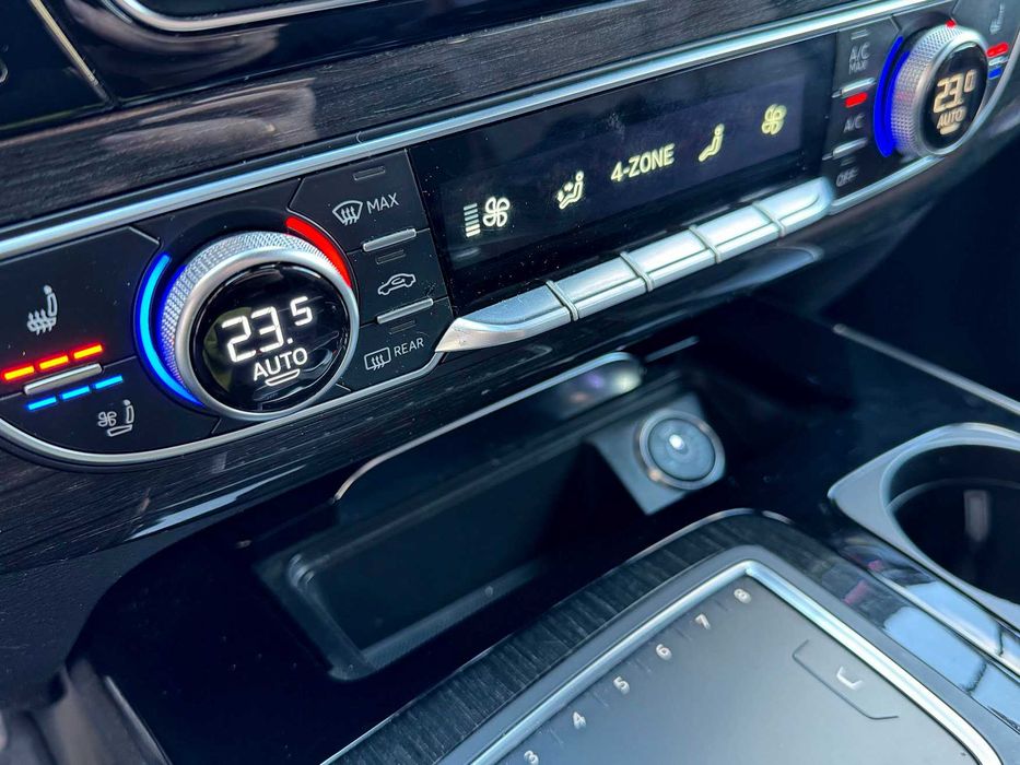 Audi Q7 Prestige 2016 3.0 tfsi + ГБО - НЕ БИТА