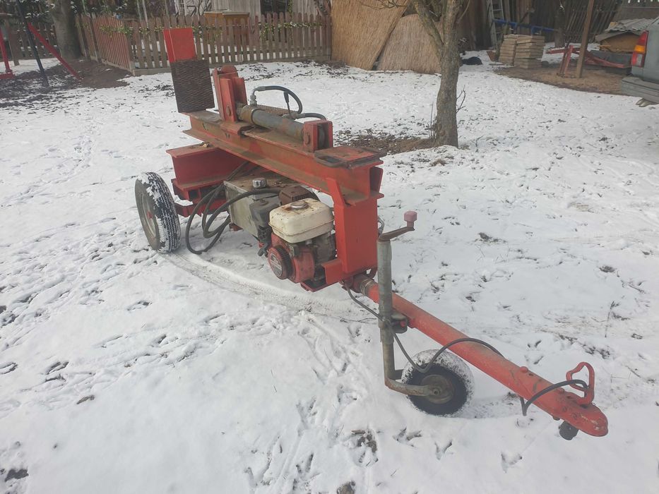 Łuparka do drewna na doby