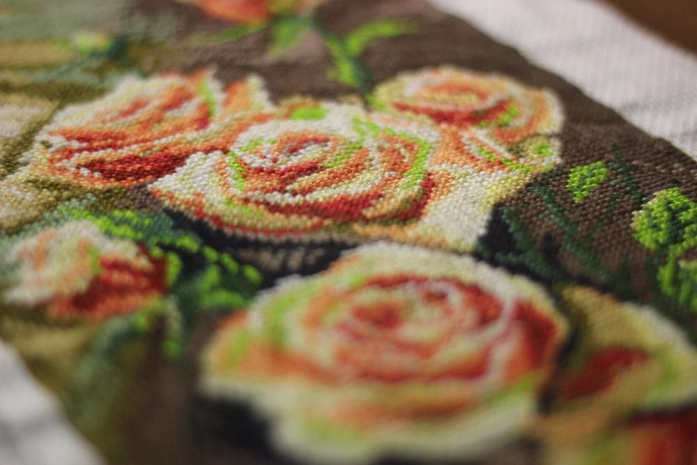 Вышивка крестом "Розы"