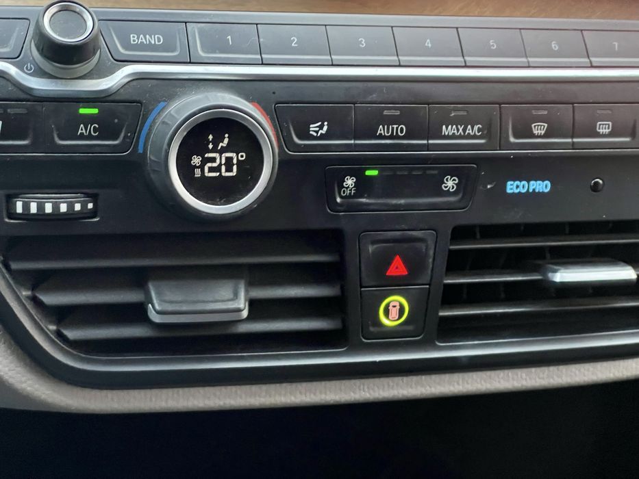 BMW i3 REX - електро + бензин = безлімітний пробіг!