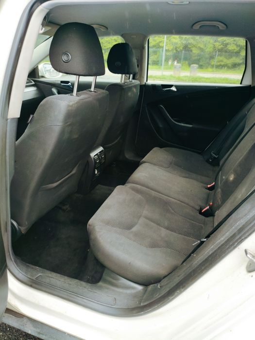 Volkswagen Passat 2.0D // 2007 // Zadbany // Hak // CarPlay // Raty // Zamiana //
Samochód