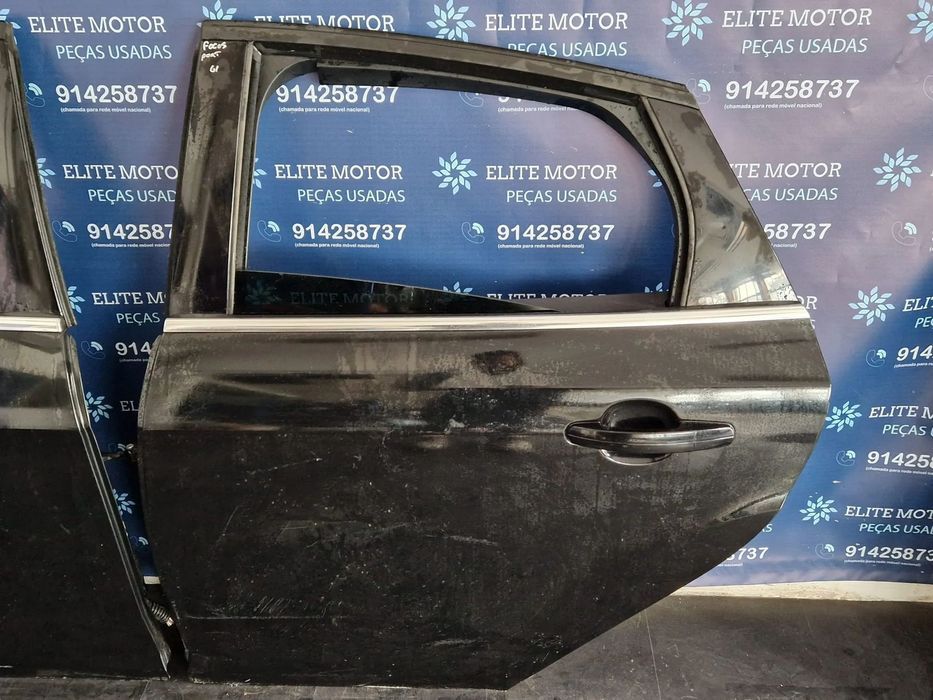 Porta usada FORD FOCUS 3 III frente esquerda direita 5 PORTAS ENVIO