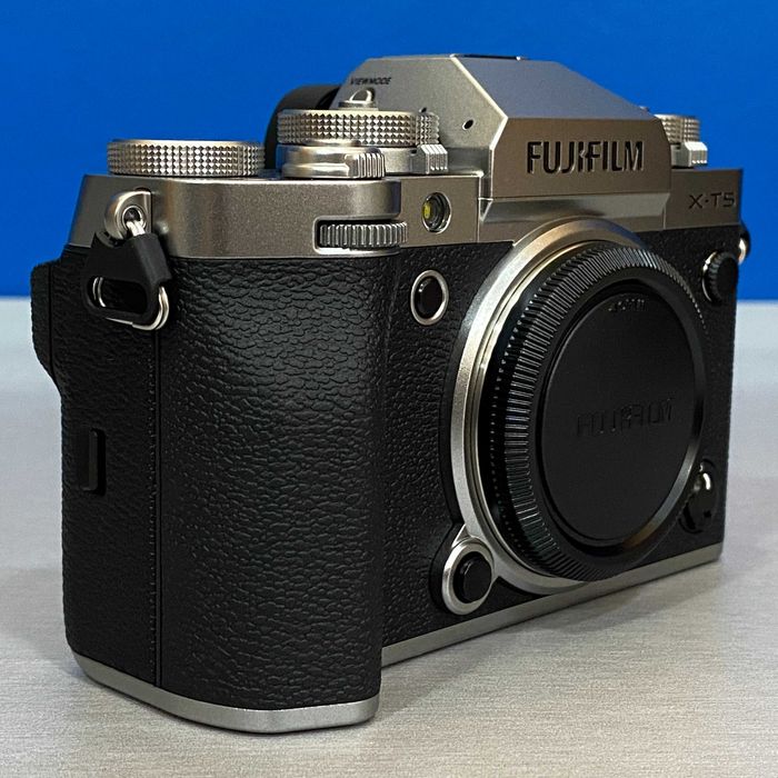 Fujifilm X-T5 (Corpo) - 40MP - NOVA - 3 ANOS DE GARANTIA